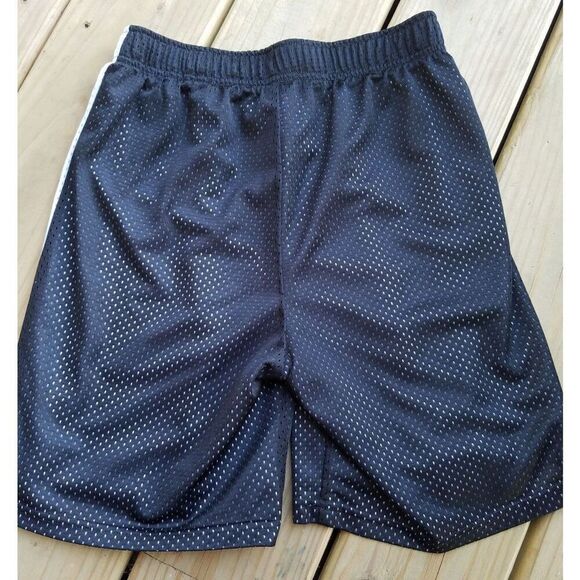 Reebok black mesh gym shorts size  XS. - Picture 4 of 5
